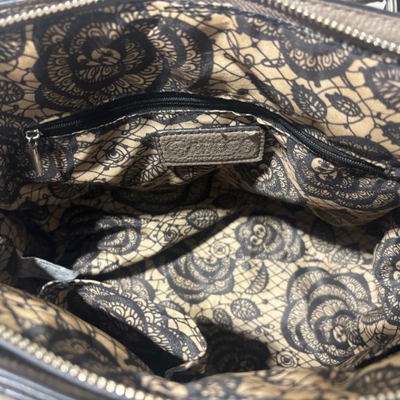 ❤️Carlos by Carlos Santana Rosa Tassel Handbag - Picture 6 of 7